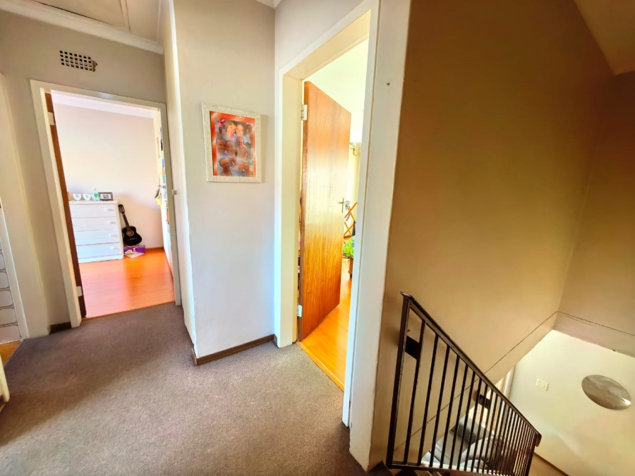 2 Bedroom Property for Sale in Vaalpark Free State